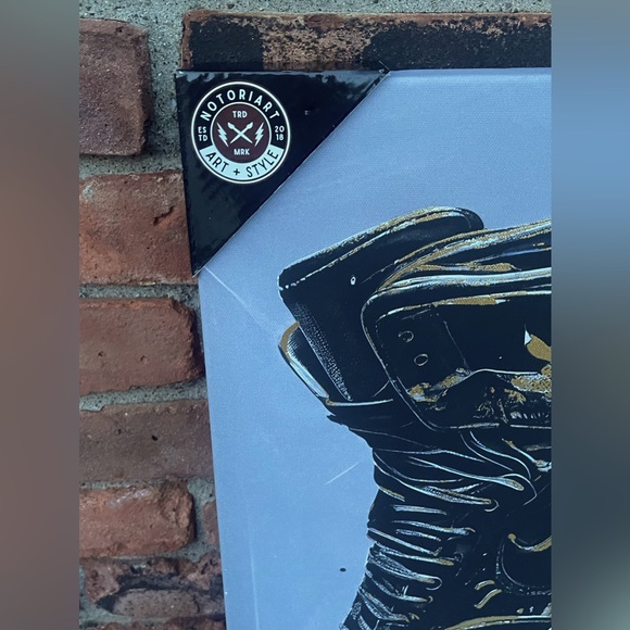 Sneaker-Head Wall Art-Stretched Canvas Print ft. Paint-Splattered Bball Shoe NWT - Picture 2 of 2